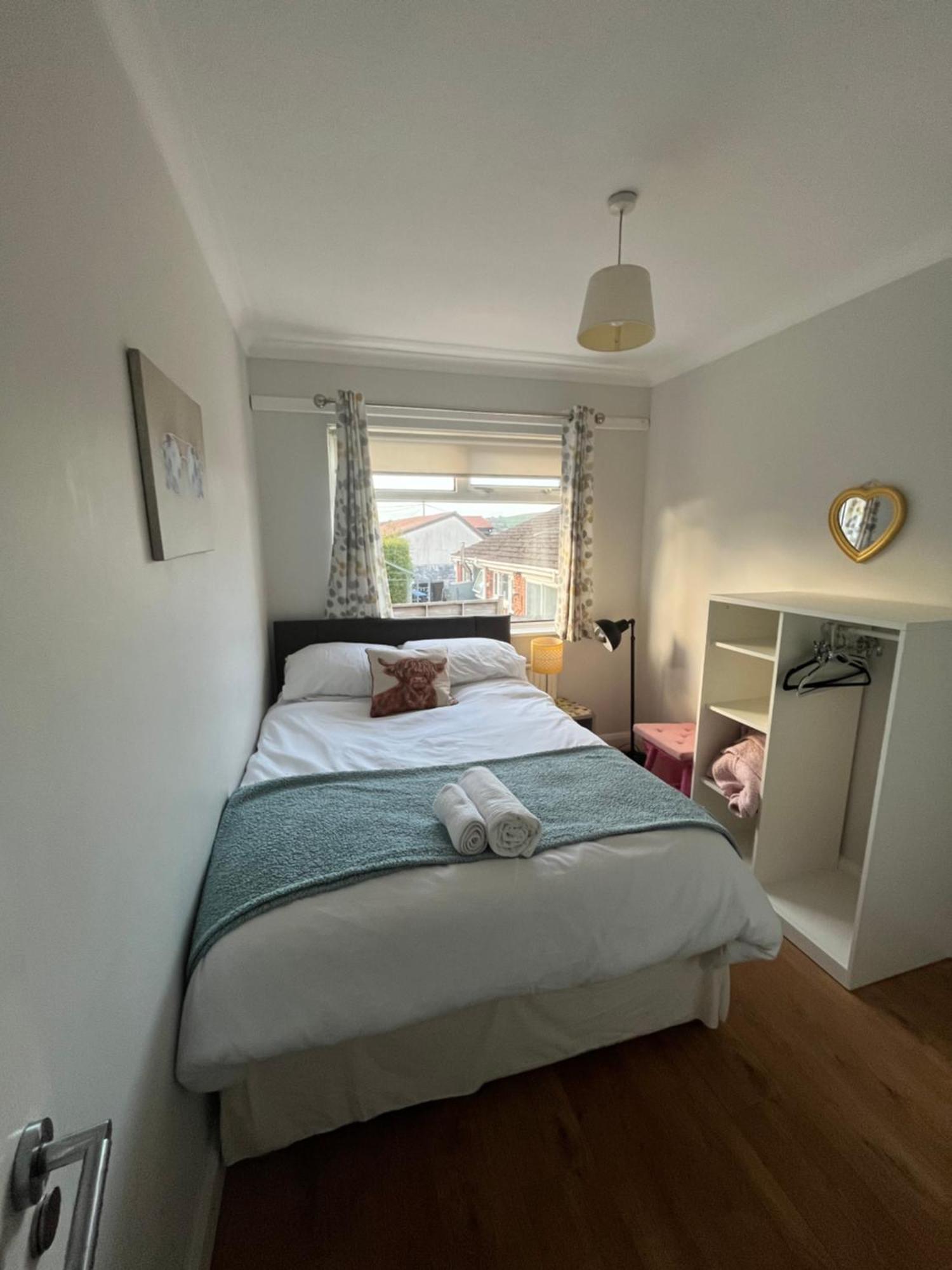 Bellevue Bungalow - Comfortable Home With Amazing Views Belfast Exterior photo